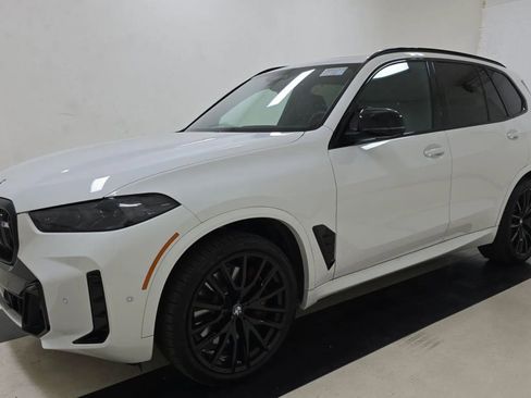 Used 2025 BMW X5 M60i image 2