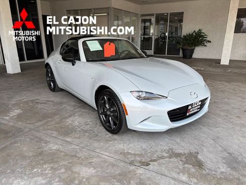 Used 2017 MAZDA MX-5 Miata RF Club RWD image 1