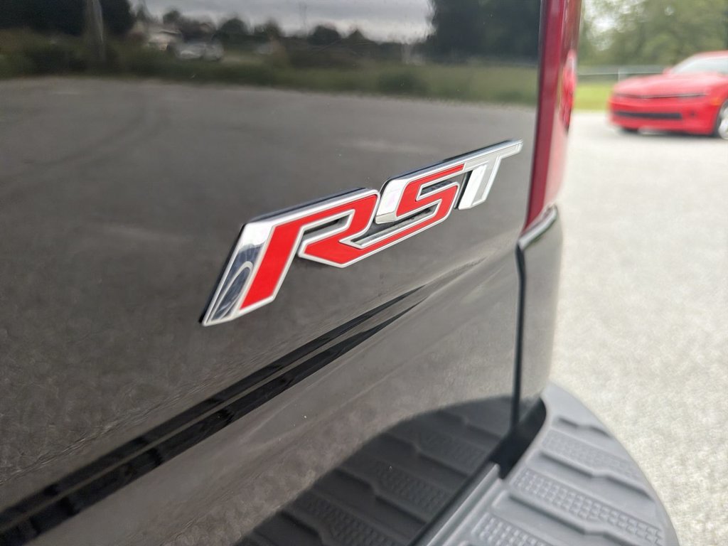 Certified 2021 Chevrolet Silverado 1500 RST AWD/4WD image 30