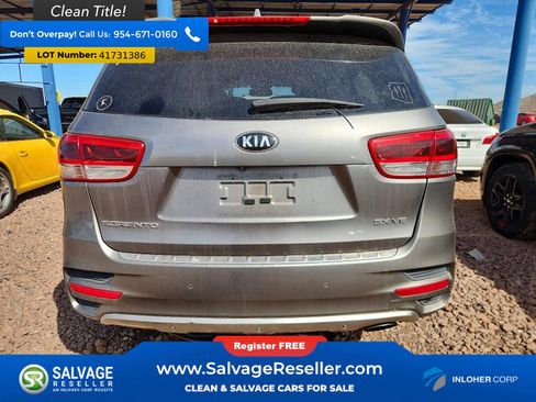 Used 2016 Kia Sorento SX image 8