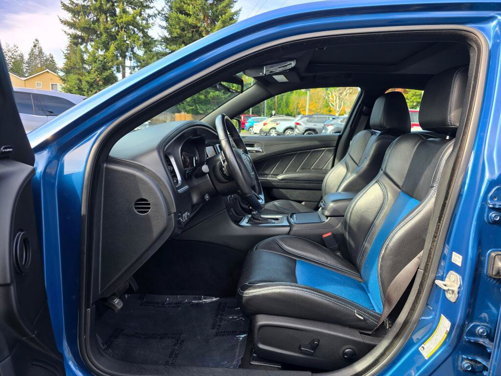 Used 2023 Dodge Charger R/T w/ Daytona Edition Group RWD image 3