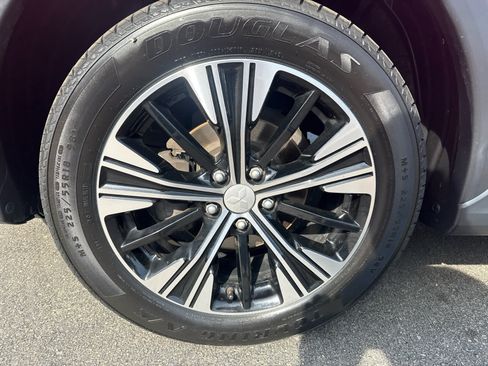 Used 2019 Mitsubishi Eclipse Cross SEL AWD/4WD image 9
