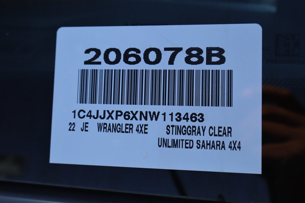 Used 2022 Jeep Wrangler Unlimited Sahara w/ Cold Weather Group AWD/4WD image 40