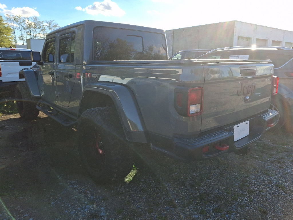Used 2022 Jeep Gladiator Rubicon w/ Cold Weather Group AWD/4WD image 6
