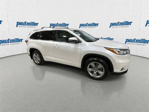 Used 2016 Toyota Highlander Limited image 13