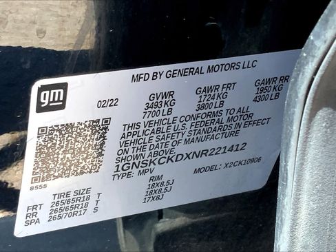 Used 2022 Chevrolet Suburban LT AWD/4WD image 37