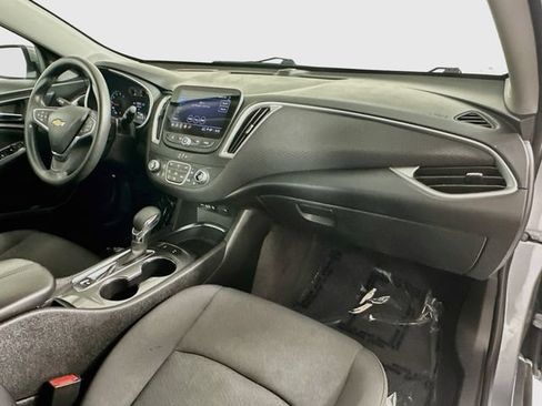 Used 2024 Chevrolet Malibu LT FWD image 27