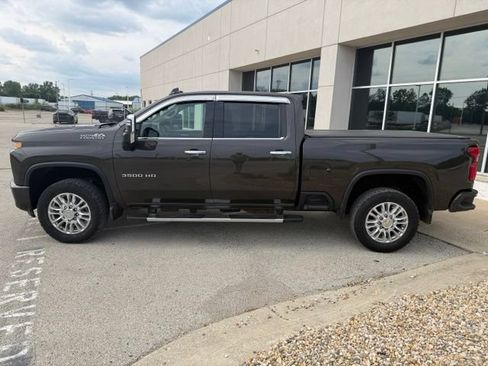 Used 2021 Chevrolet Silverado 3500 High Country w/ Z71 Off-Road Package AWD/4WD image 5