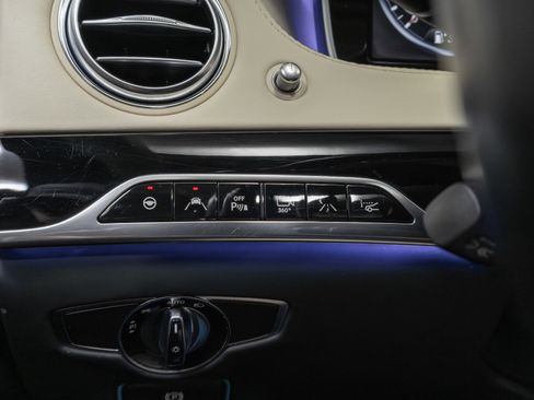 Used 2016 Mercedes-Benz Maybach S 600 image 44