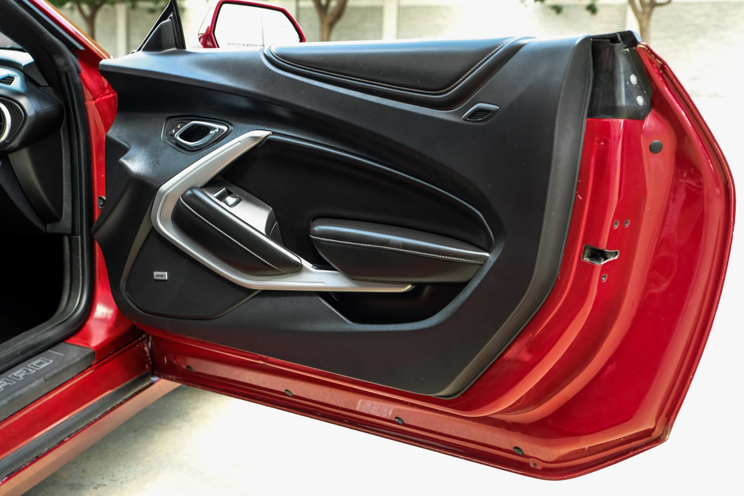 Used 2016 Chevrolet Camaro SS RWD image 38