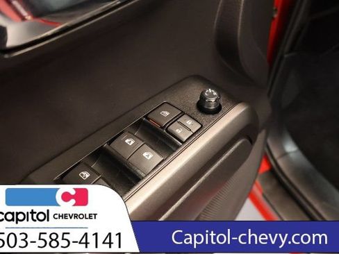 Used 2023 Toyota Tacoma TRD Off-Road w/ Technology Package AWD/4WD image 13