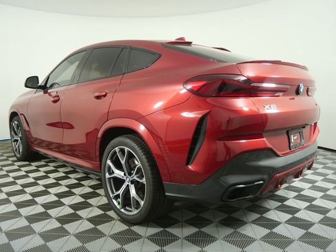Used 2022 BMW X6 xDrive40i w/ M Sport Package image 5