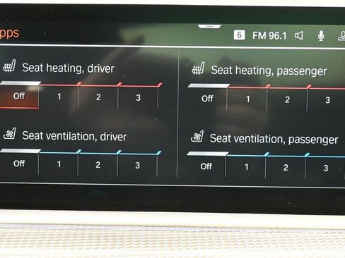 Used 2023 BMW X5 M50i image 17