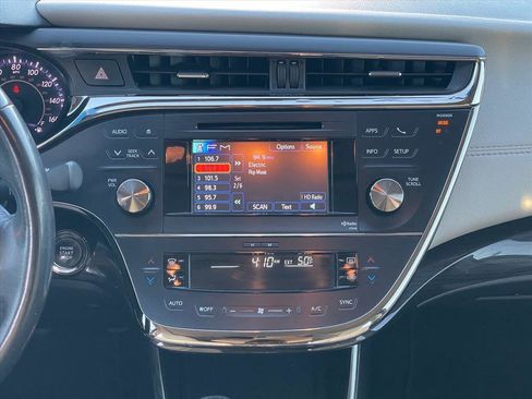 Used 2013 Toyota Avalon XLE Touring image 15