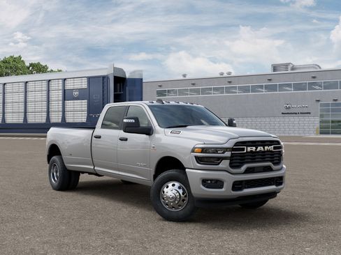 New 2026 RAM 3500 Lone Star AWD/4WD image 3