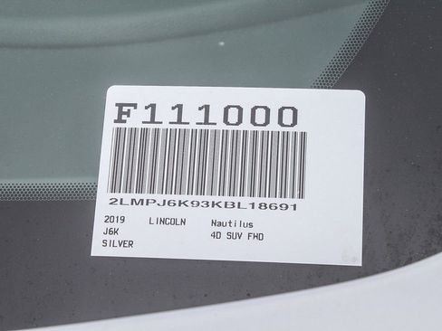 Used 2019 Lincoln Nautilus Select w/ Cargo Utility Package image 34