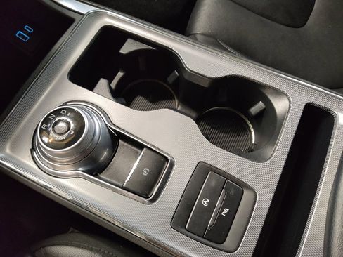 Used 2021 Ford Edge Titanium w/ Cargo Accessory Package image 26