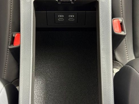 New 2026 Toyota Prius Plug-In Hybrid image 24