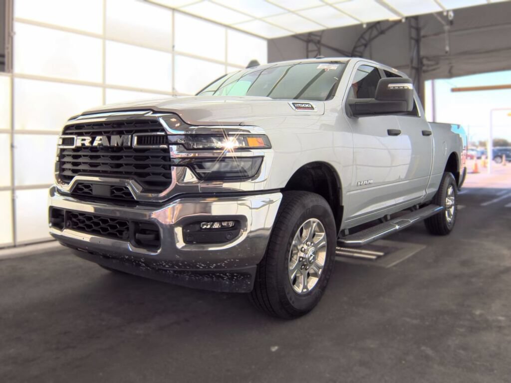Used 2026 RAM 2500 Big Horn AWD/4WD image 1
