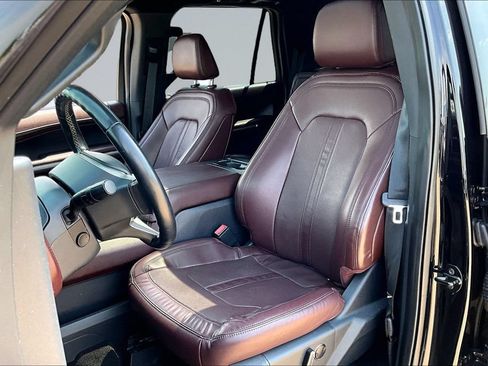 Used 2022 Ford Expedition Max Limited AWD/4WD image 24