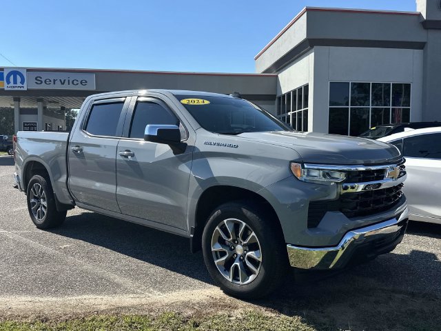 Used 2024 Chevrolet Silverado 1500 LT RWD image 12