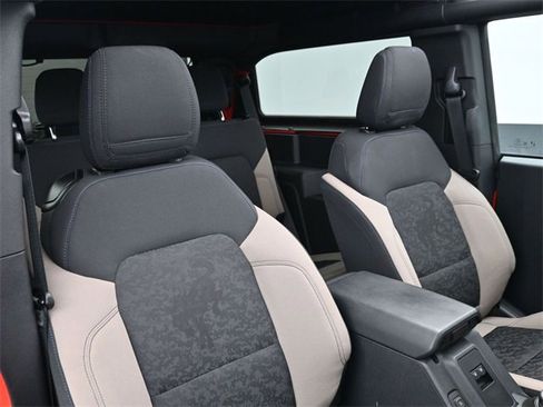 Used 2022 Ford Bronco Wildtrak image 26