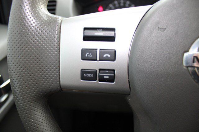 Used 2015 Nissan Frontier SV RWD image 25