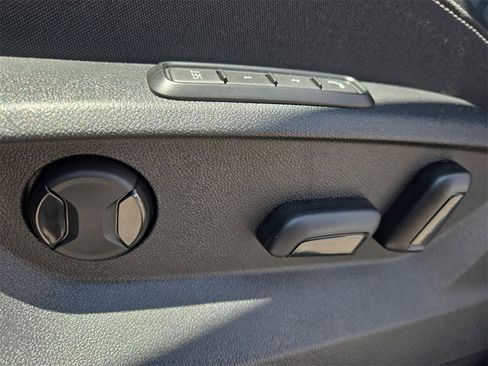 New 2025 Volkswagen Atlas SEL Premium R-Line image 19