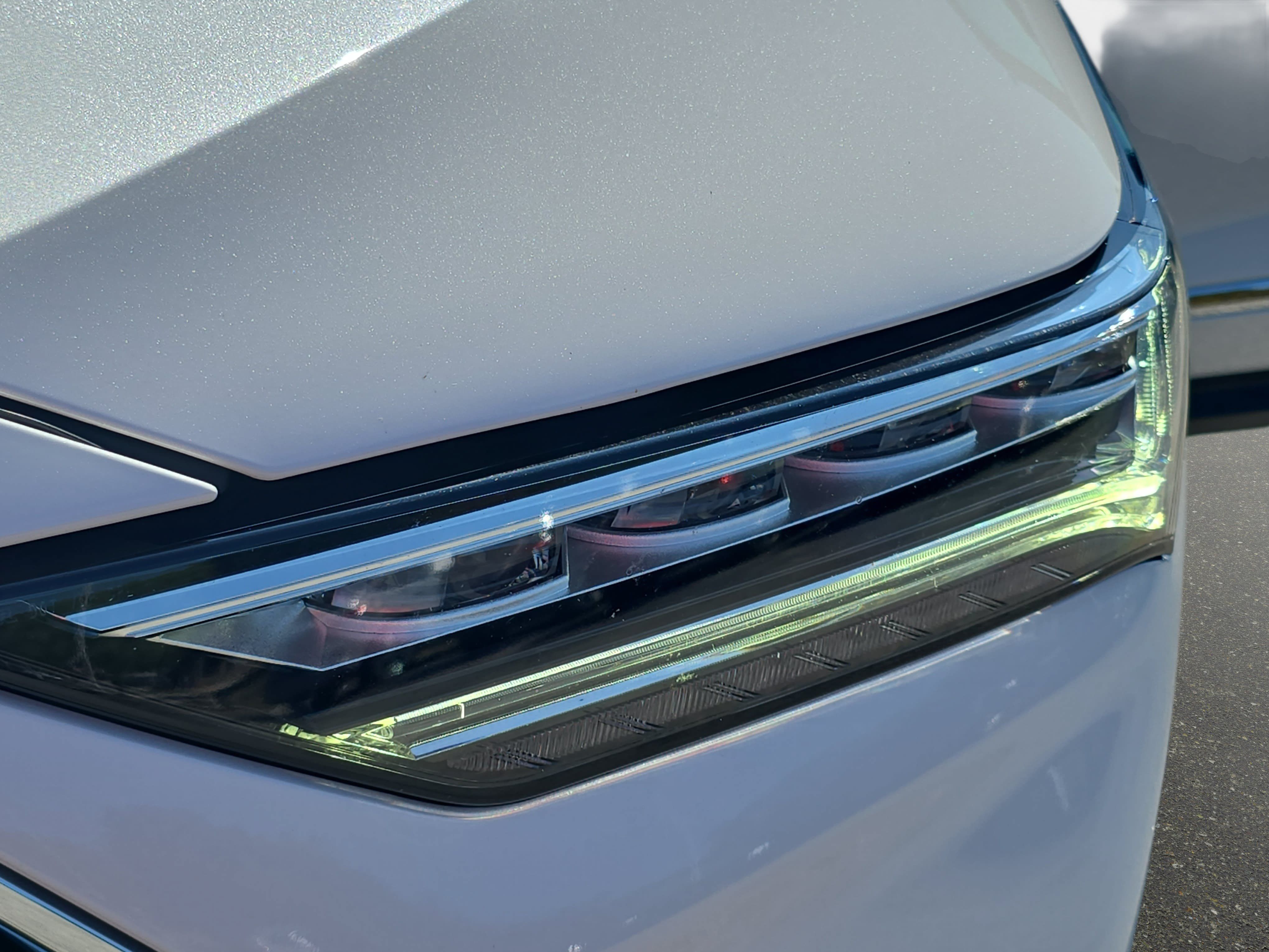 Certified 2025 Acura MDX w/ Technology Package FWD image 32