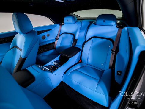 Certified 2025 Rolls-Royce Spectre image 19