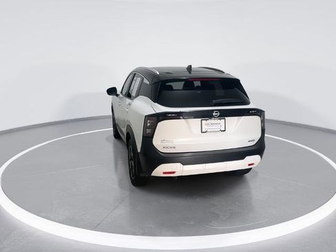 Certified 2025 Nissan Kicks SV w/ SV Premium Package AWD/4WD image 8
