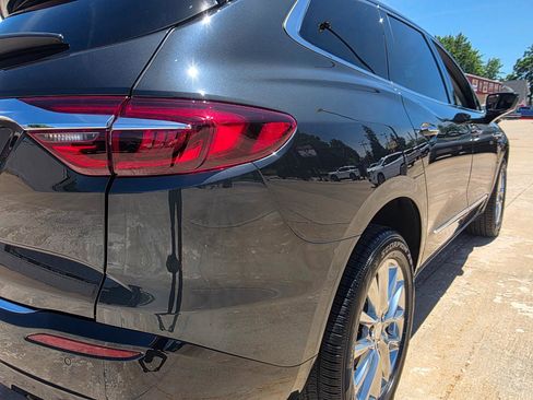 Used 2020 Buick Enclave Essence AWD/4WD image 20