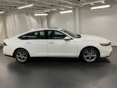 Used 2024 Honda Accord EX image 6