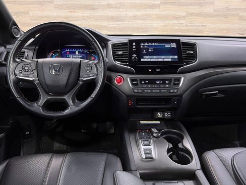 Used 2022 Honda Pilot TrailSport image 2