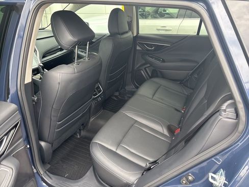 Used 2023 Subaru Outback Touring XT image 9