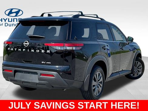 Used 2024 Nissan Pathfinder SV AWD/4WD image 8