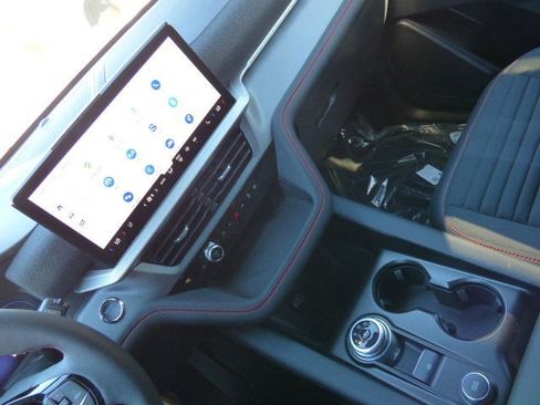 New 2026 Ford Explorer ST-Line w/ ST-Line Street Pack image 31