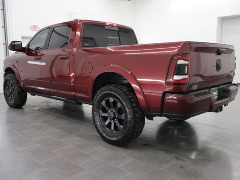 Used 2022 RAM 3500 Laramie AWD/4WD image 6