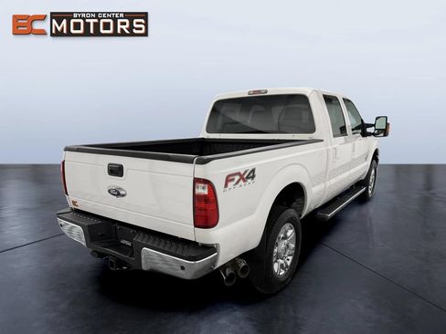 Used 2016 Ford F350 Lariat w/ Lariat Ultimate Package AWD/4WD image 6
