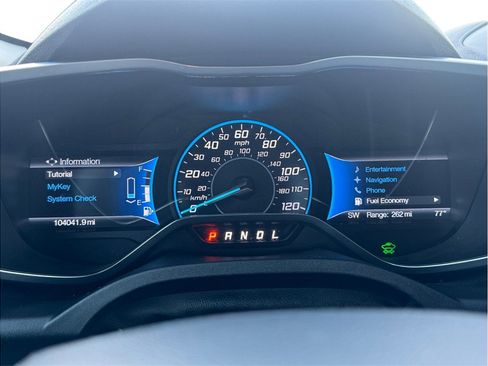 Used 2016 Ford C-MAX Energi SEL w/ Equipment Group 302A image 15