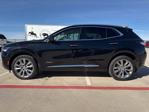 Used 2023 Buick Envision Avenir image 2