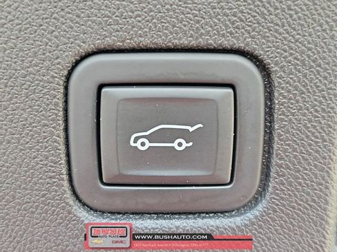 Used 2024 Chevrolet Equinox LT w/ LPO, Floor Liner Package image 10