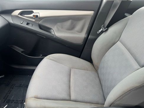 Used 2010 Toyota Matrix FWD image 20