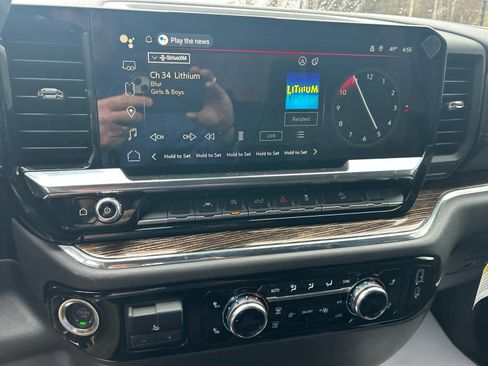 Used 2023 GMC Sierra 1500 Elevation w/ X31 Off-Road Package image 16