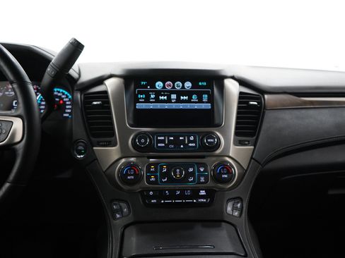 Used 2018 GMC Yukon Denali image 15