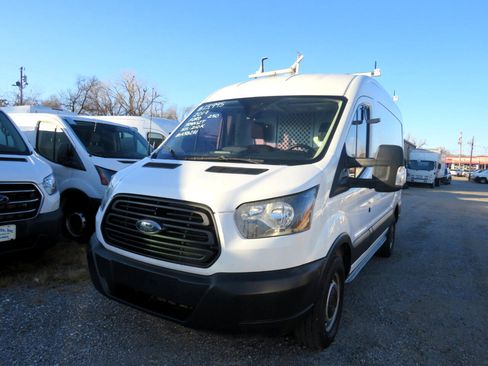 Used 2017 Ford Transit 250 130 Medium Roof image 24