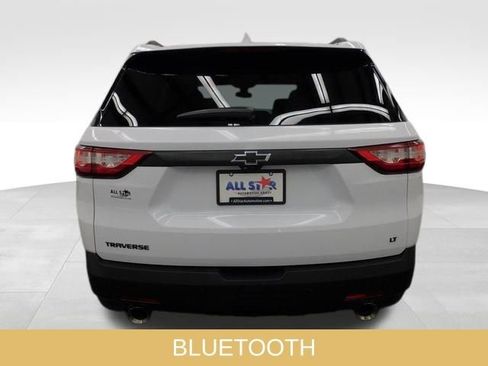 Used 2020 Chevrolet Traverse LT w/ LT Premium Package image 9