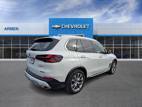 Used 2025 BMW X5 xDrive50e image 7