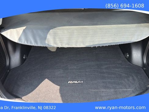 Used 2015 Toyota RAV4 Limited AWD/4WD image 26