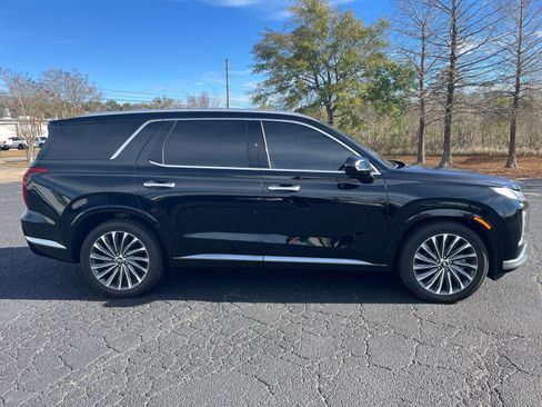 Used 2023 Hyundai Palisade Calligraphy w/ Cargo Package image 4